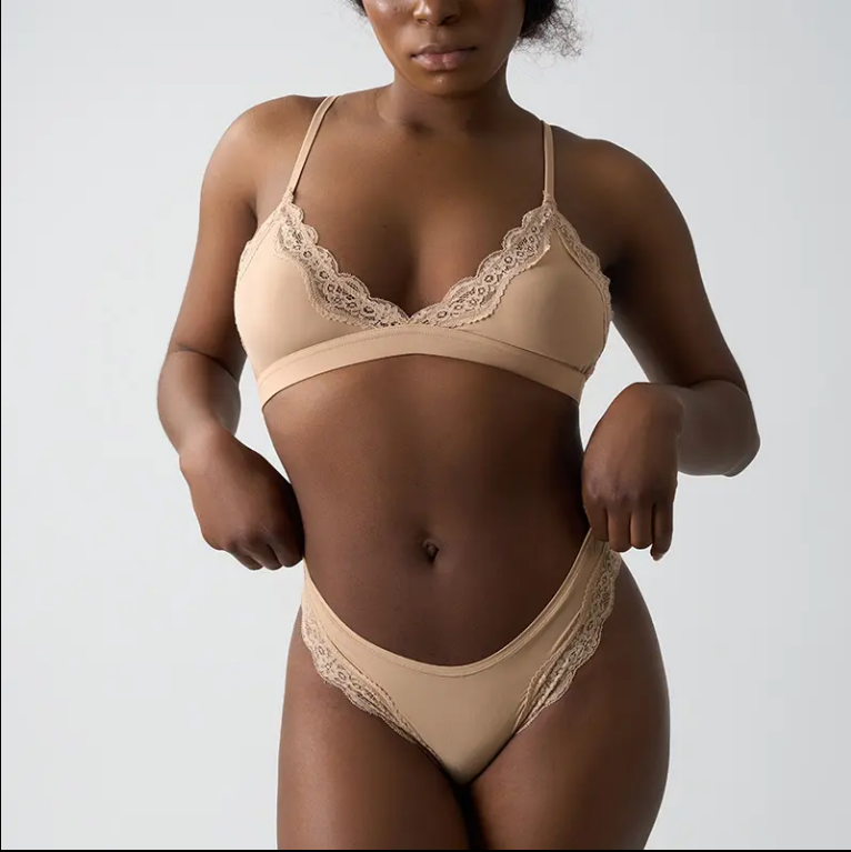 Polyamide V Shape Lace Unlined Scoop Bra Sexy Double Layer Sets Light Underwear Bra and Cheeky Briefs Thong