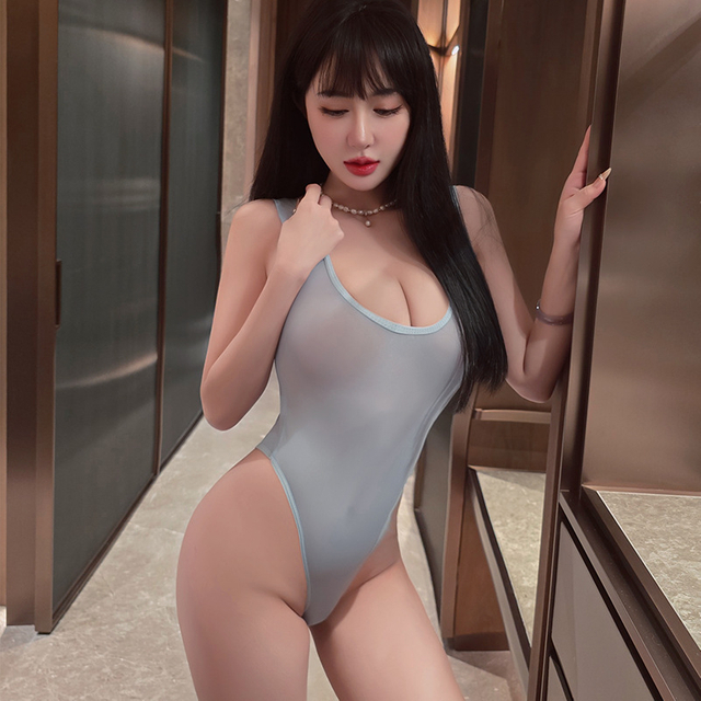Sleeveless Halter O Neck Backless Uniform Seduction Chest Shows Custom Romantic Sexy Lingerie for Women